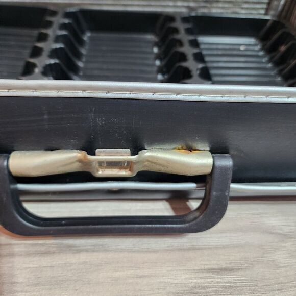 Vintage 1980s Cassette 24 Tape Storage Case with Handle - Picture 6 of 9